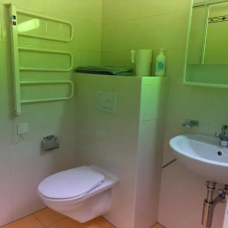 Quelques 6 Minutes A Pied De La Gare De Apartment