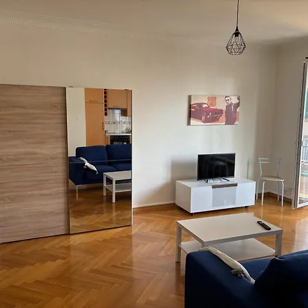 Apartment Quelques 6 Minutes A Pied De La Gare De