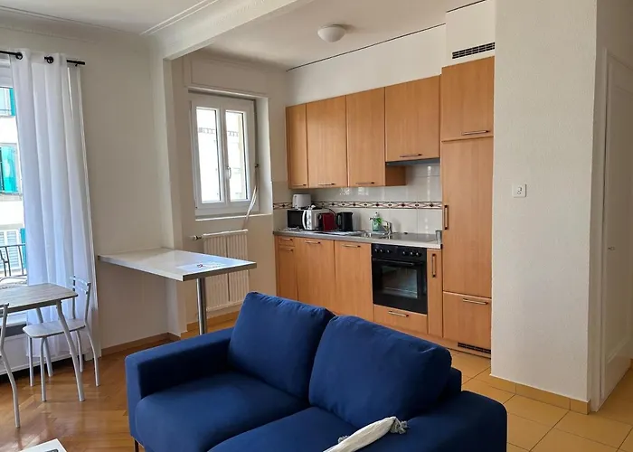 Quelques 6 Minutes à Pied De La Gare De Lausana